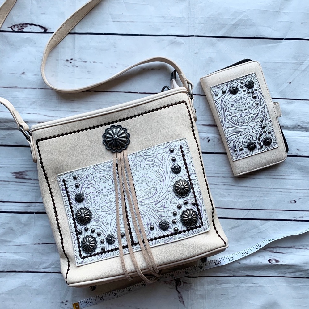 Fringe shoulder purse with wallet